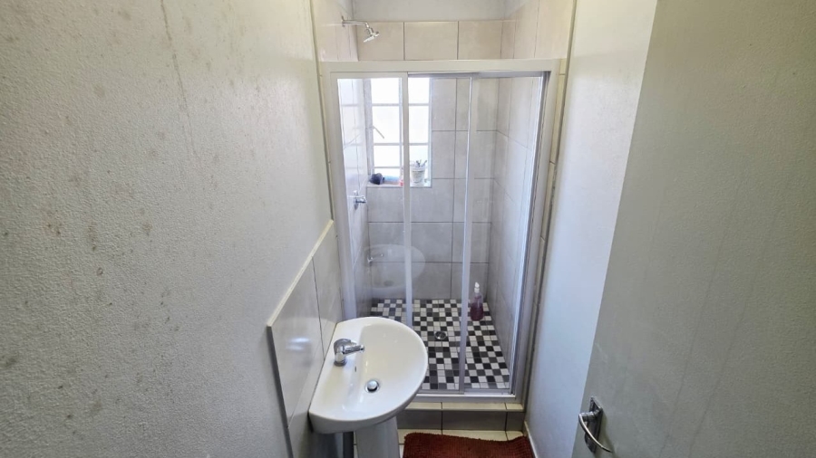 3 Bedroom Property for Sale in Waterkloof East North West